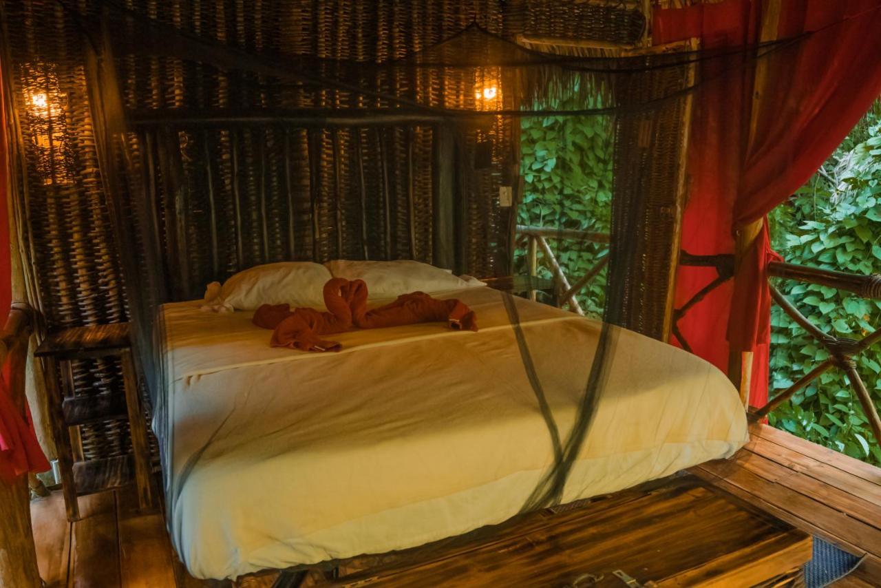 Dominican Tree House Village El Valle 外观 照片